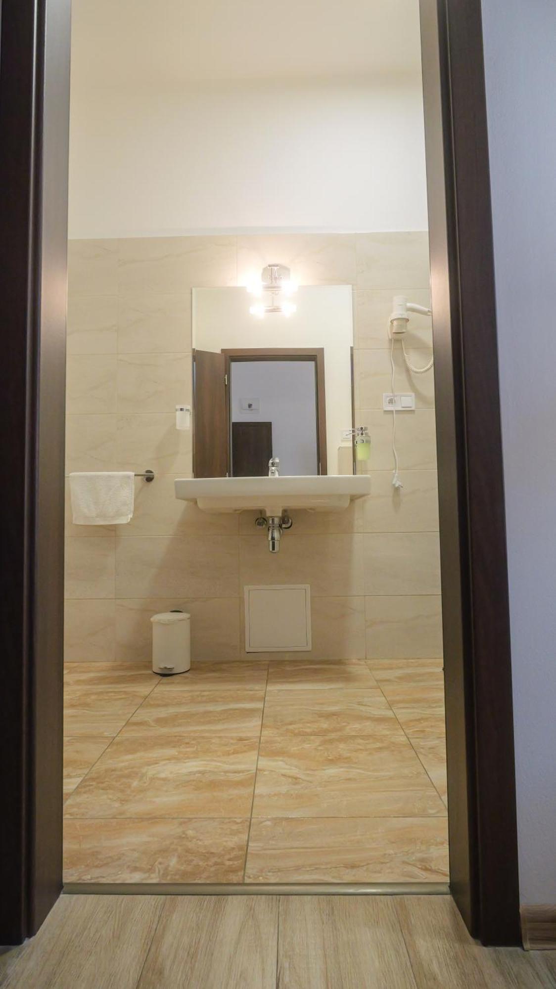 Premium City Centre Bedrooms Prešov Buitenkant foto