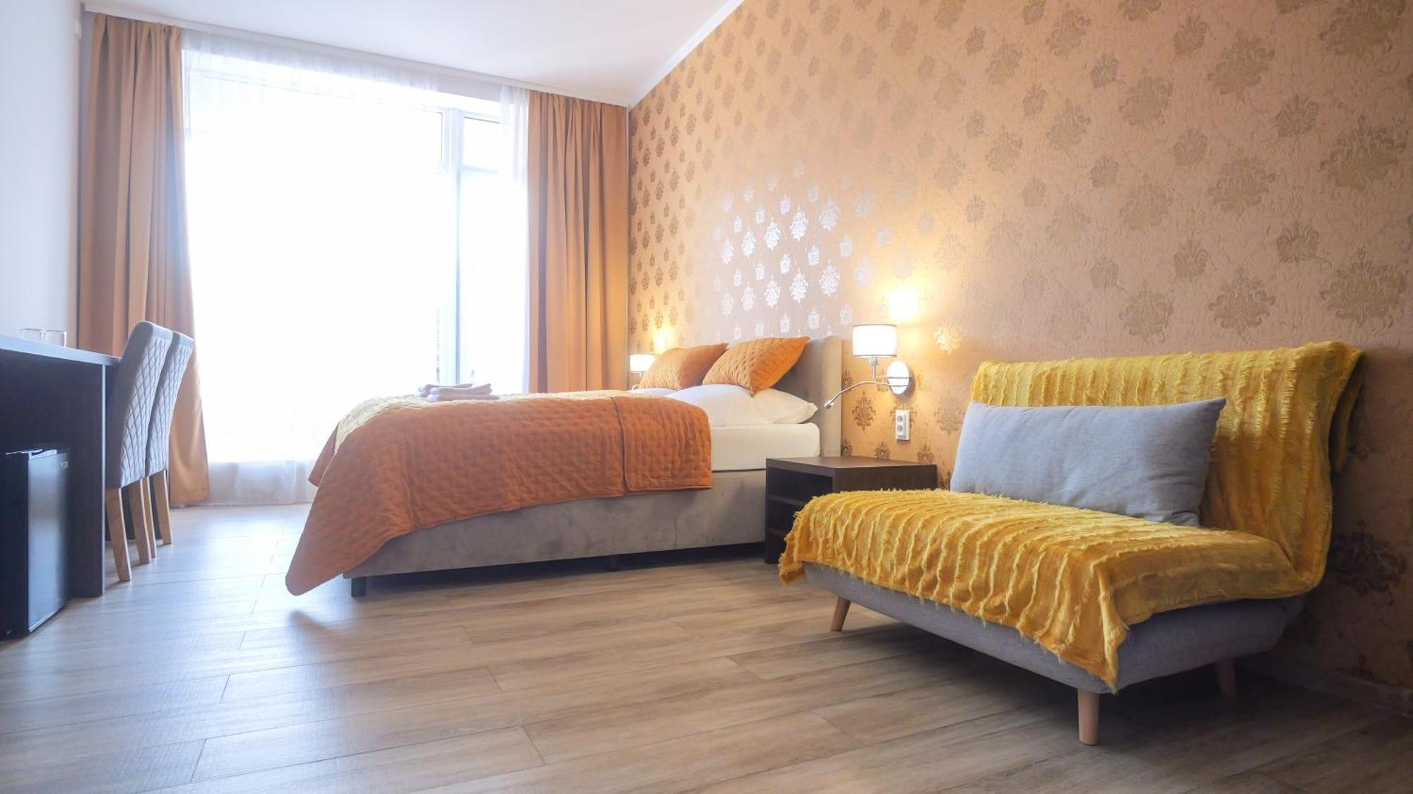 Premium City Centre Bedrooms Prešov Buitenkant foto